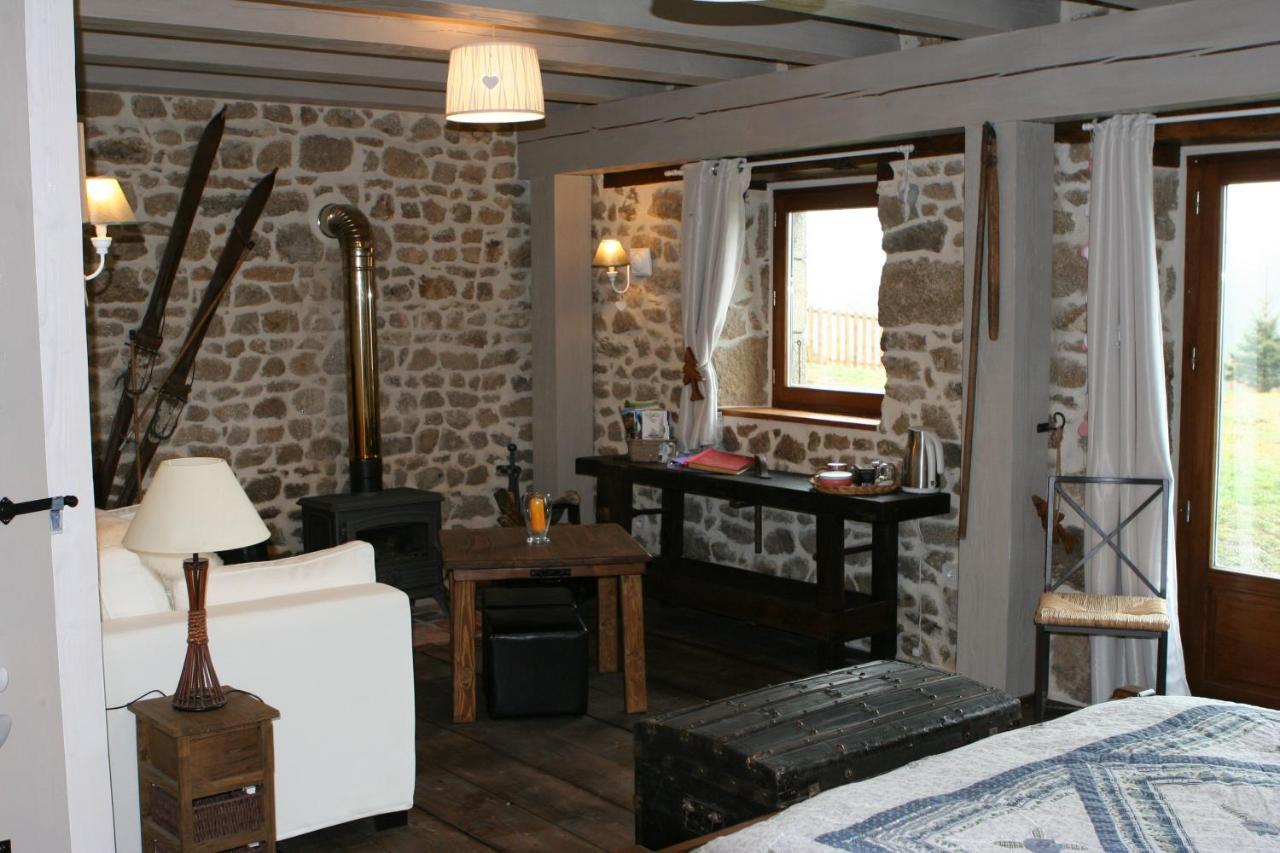 Les Pierres Davelie Bed and Breakfast Saint-Eloy-la-Glaciere Buitenkant foto